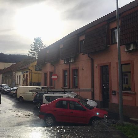 Hotel Casa Pino à Braşov Extérieur photo